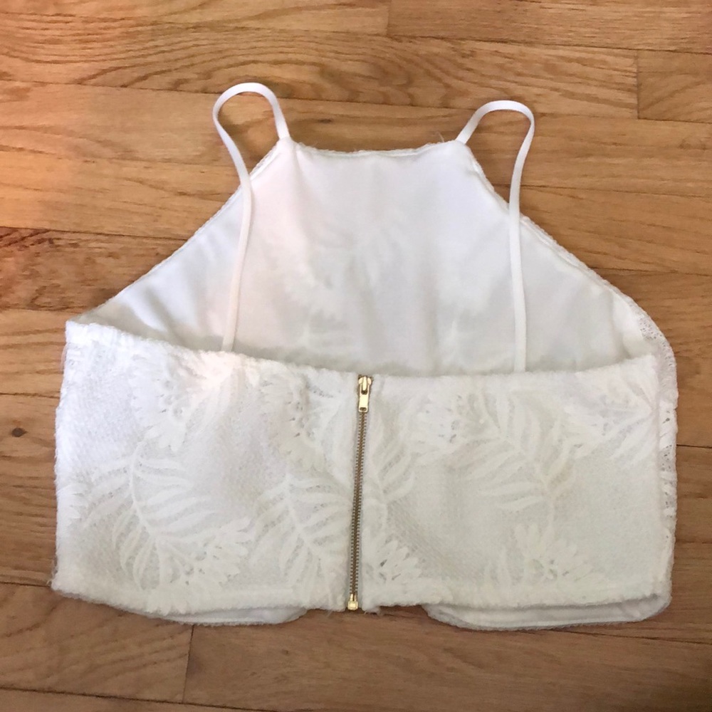 Crop top - Picture 2 of 3